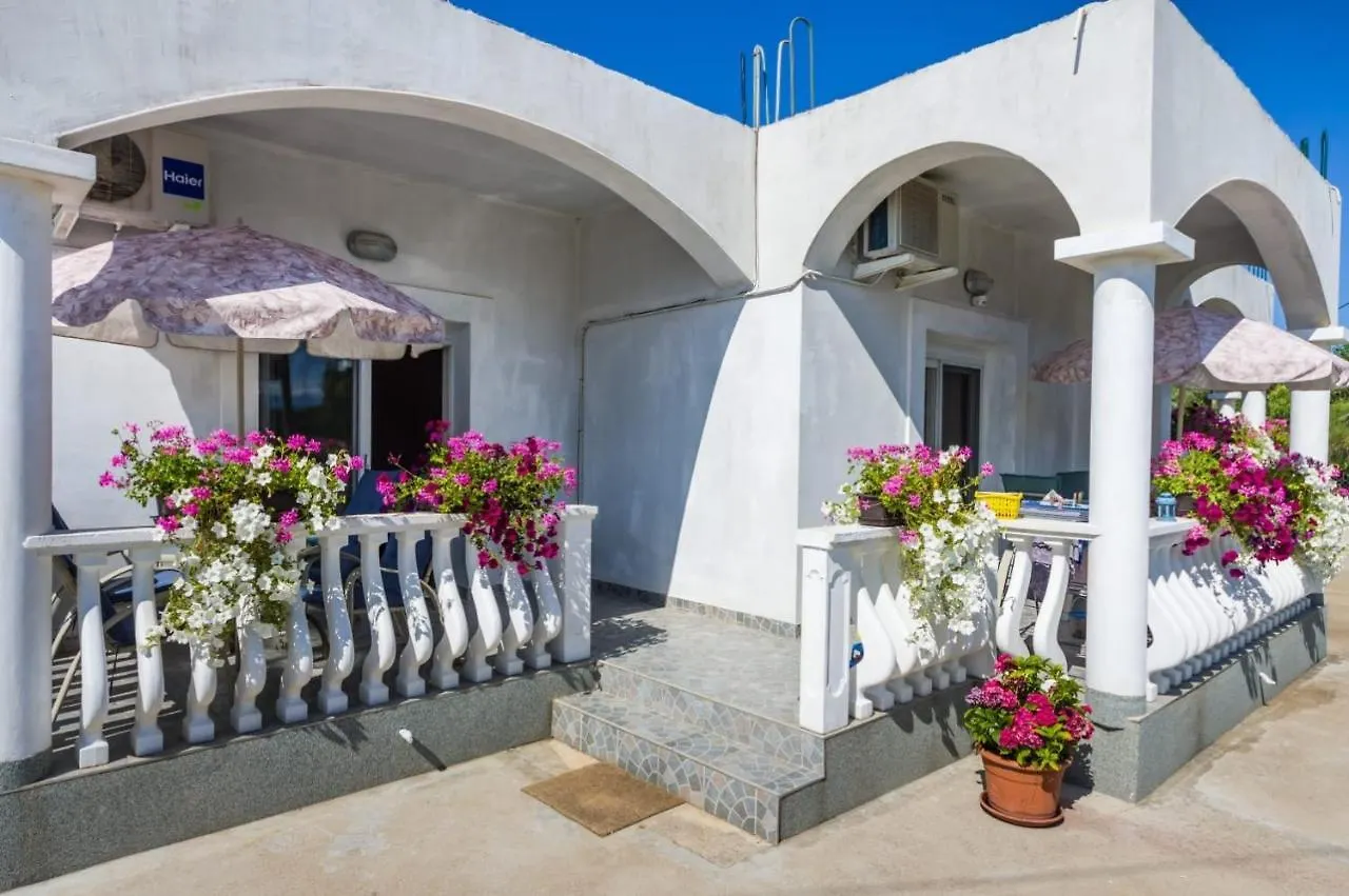 Apartment Zaton 15000C Zaton (Zadar)